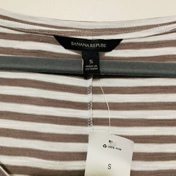 Banana Republic top striped around neckline short sleeve top size S - Picture 2 of 8